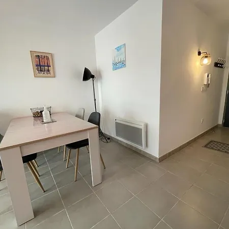 T2 Centre Avec Balcon, 4 Couchages - Fr-1-474-286